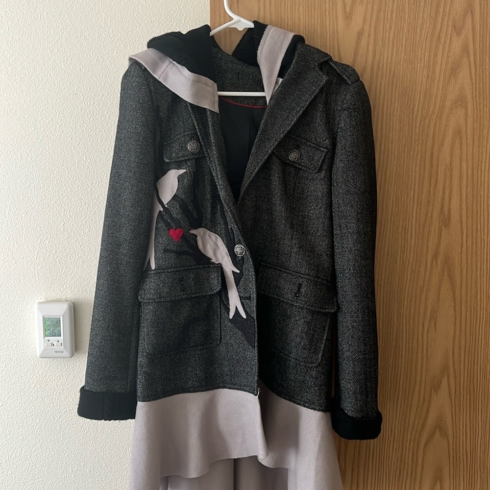 Embroidered coat